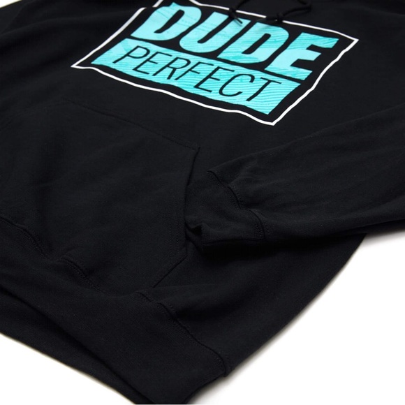 Dude Perfect | Sweatshirt - Picture 8 of 11